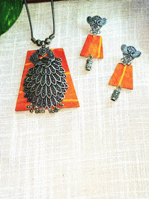PEACOCK CHAIN PENDENT