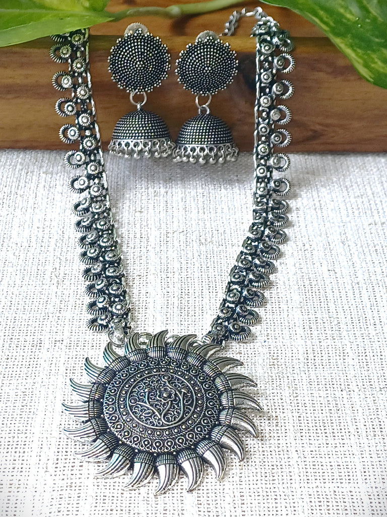 Necklace 5