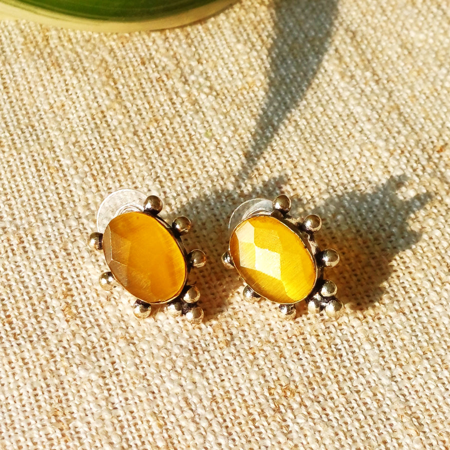 Small cap earrings